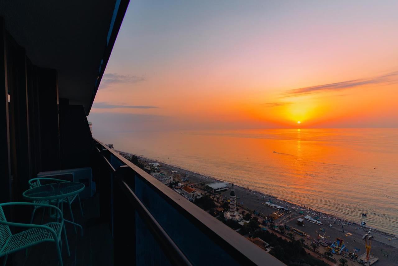 Orbi City Hotel Sea View Batumi Exterior photo