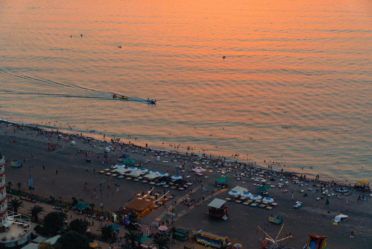 Orbi City Hotel Sea View Batumi Exterior photo